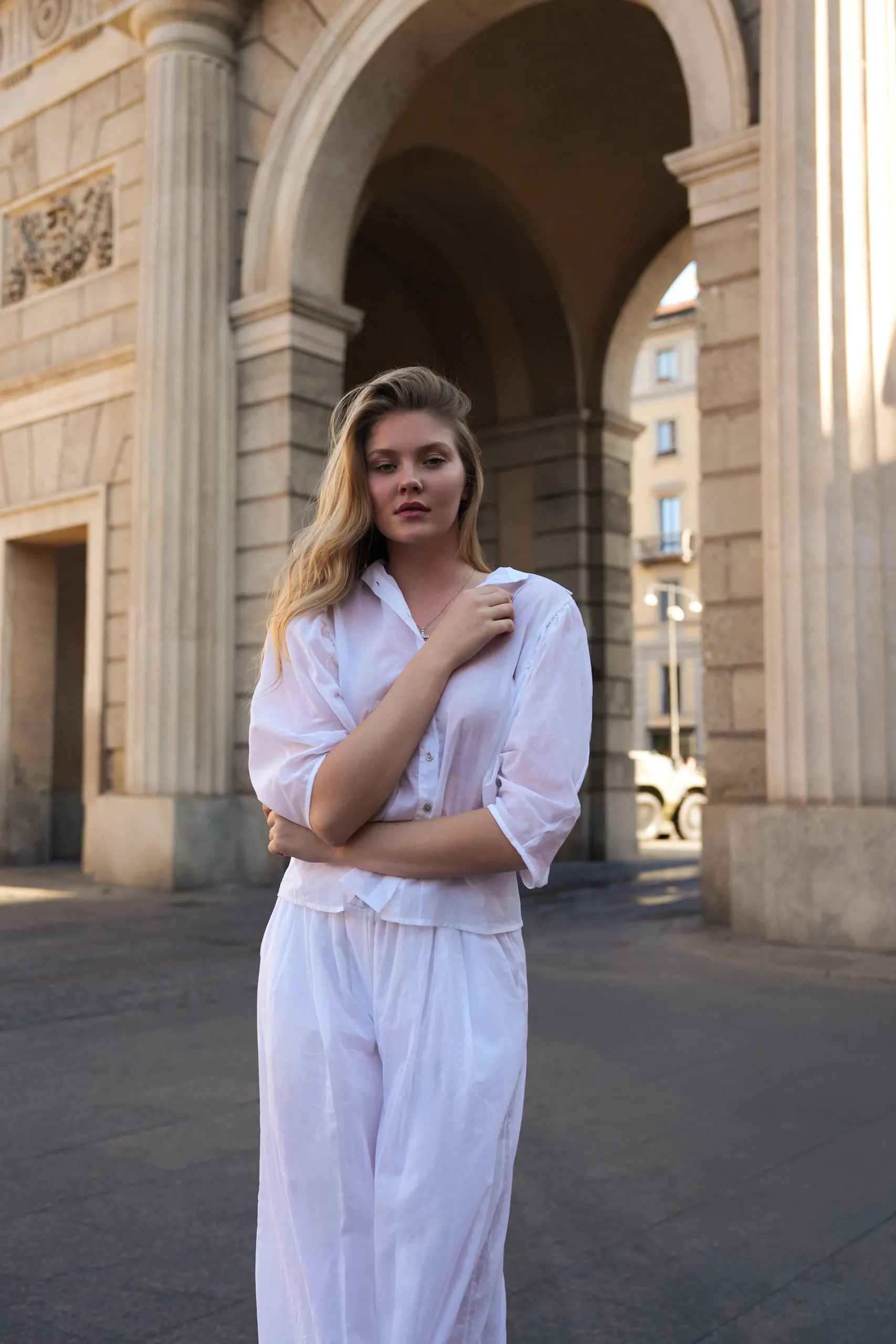 Atelier èmi — white linen look