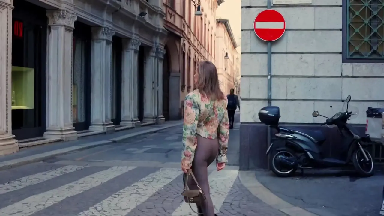 Kiviboutique — on set across Milan