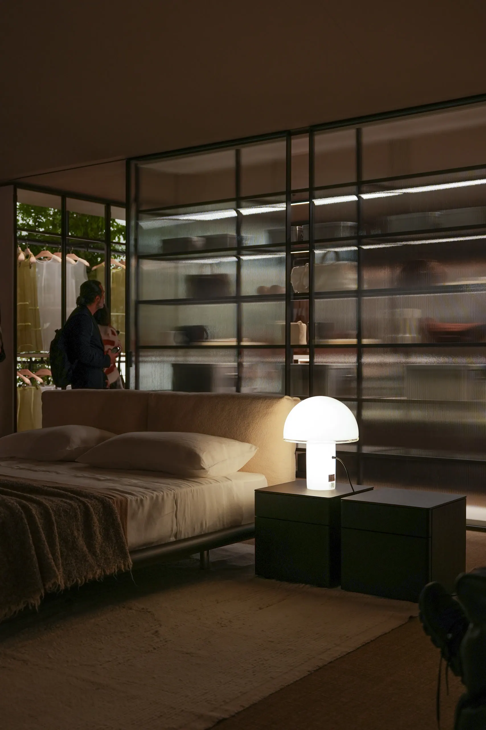 Sveka Design — bedroom, sculptural lamp