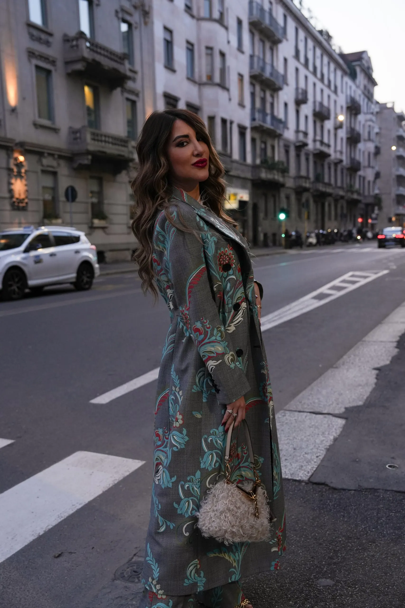 Tina Taymoor — Milan Fashion Week — on a Milan street